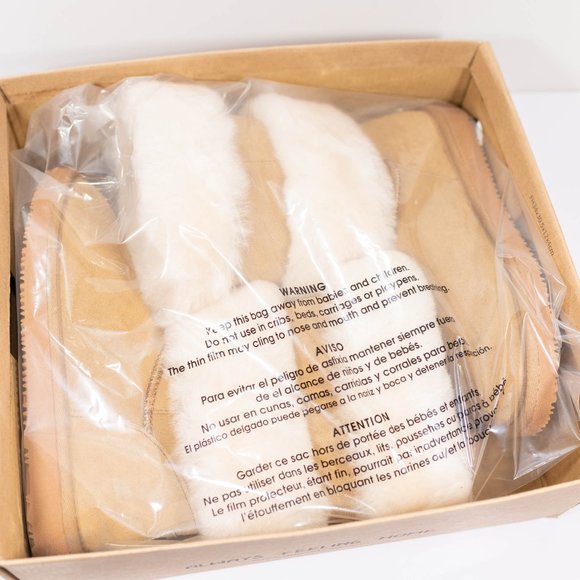 GOCCE Mara Suede Boots - Picture 13 of 14